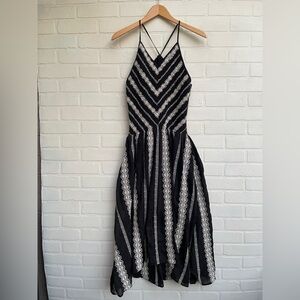 En Saison Black and White Striped Midi Sleeveless Dress
